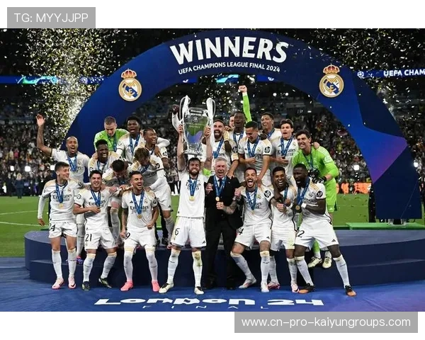 克罗斯远距离贴地斩精准入网，皇马控场自如——完美演绎足球艺术